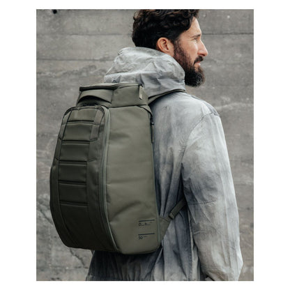 DB Hugger Backpack Rucksack – 30L green